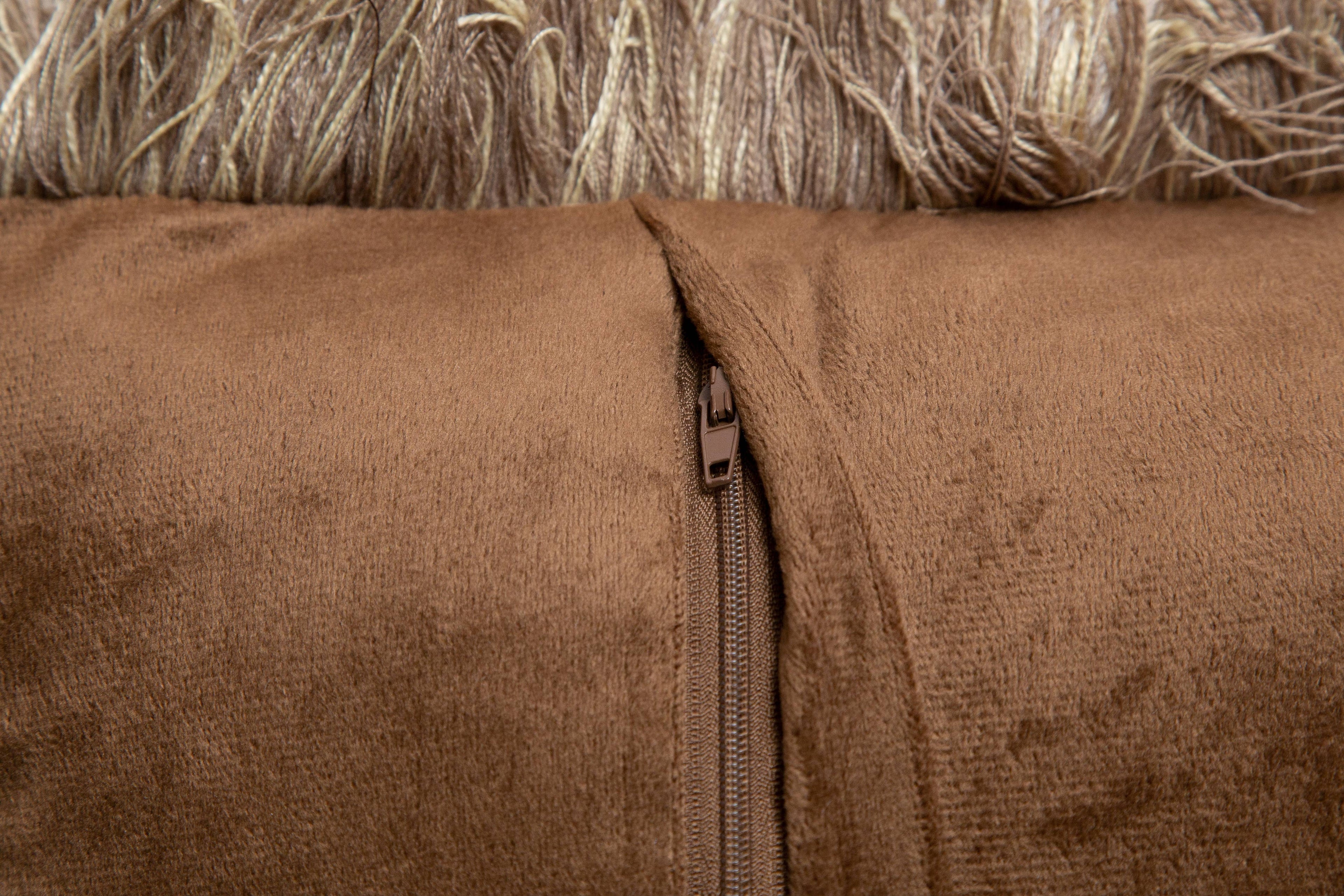 Wrangler® Mesa Daybreak 3 Conchos Pillow