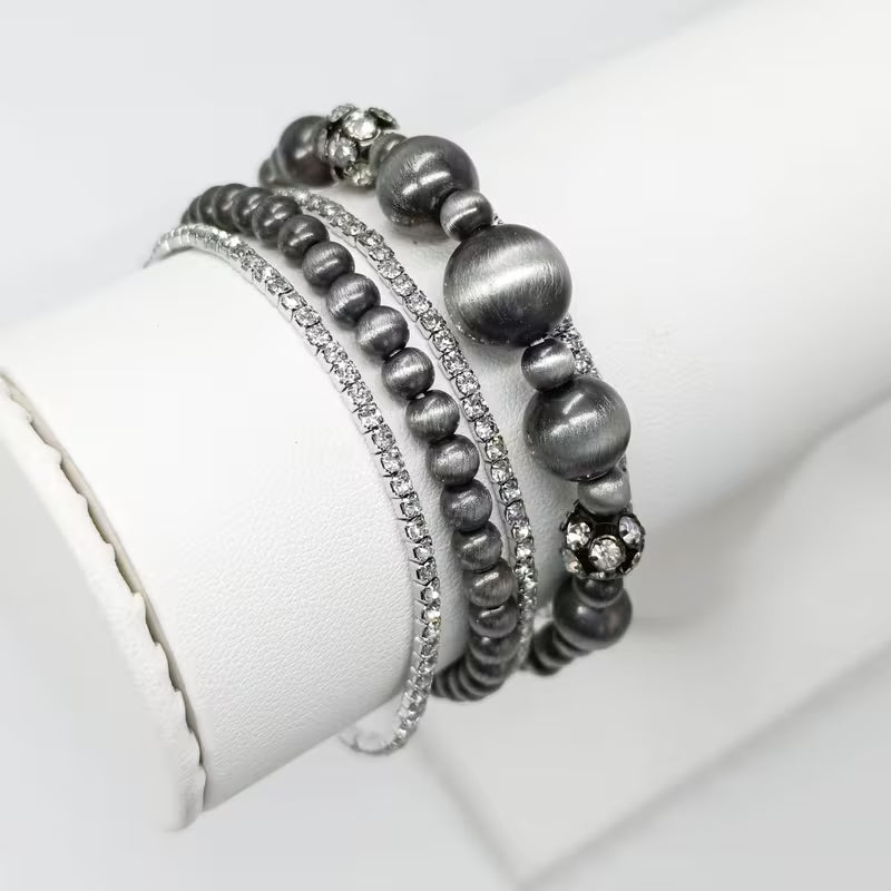Navajo Pearl 5pc Stack Bracelet