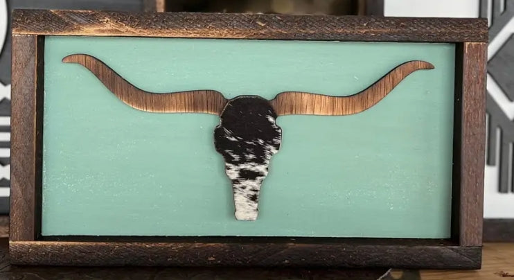 Longhorn Decor with Cowhide Accent