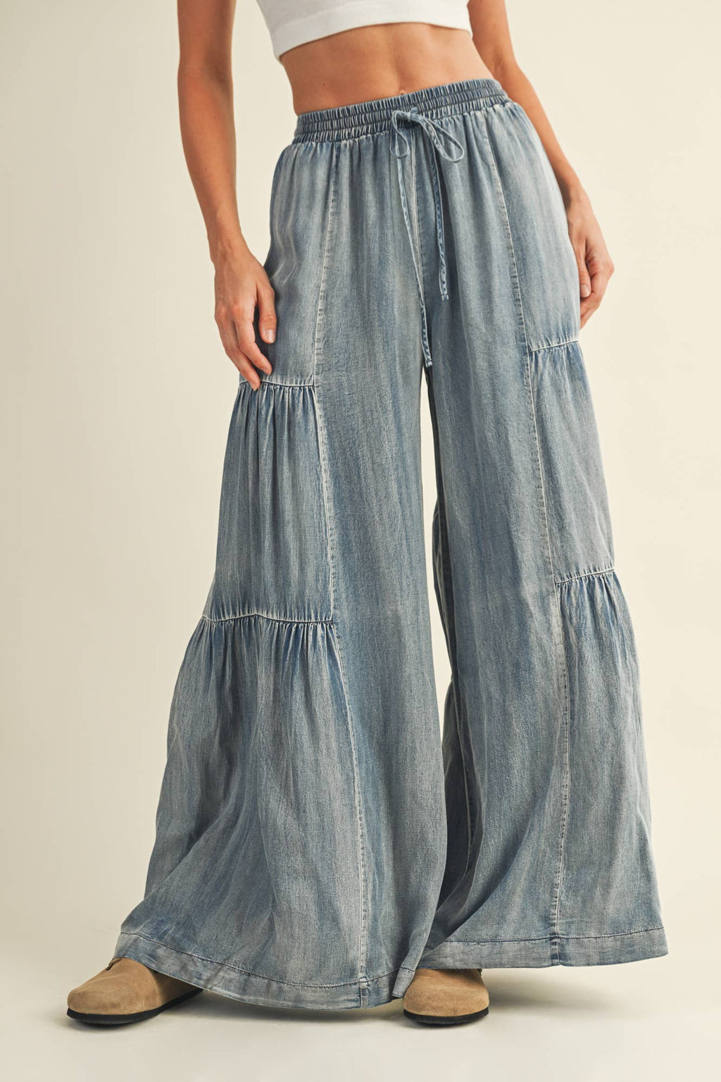 RUFFLED SIDE WASHED DENIM WIDE PANTS