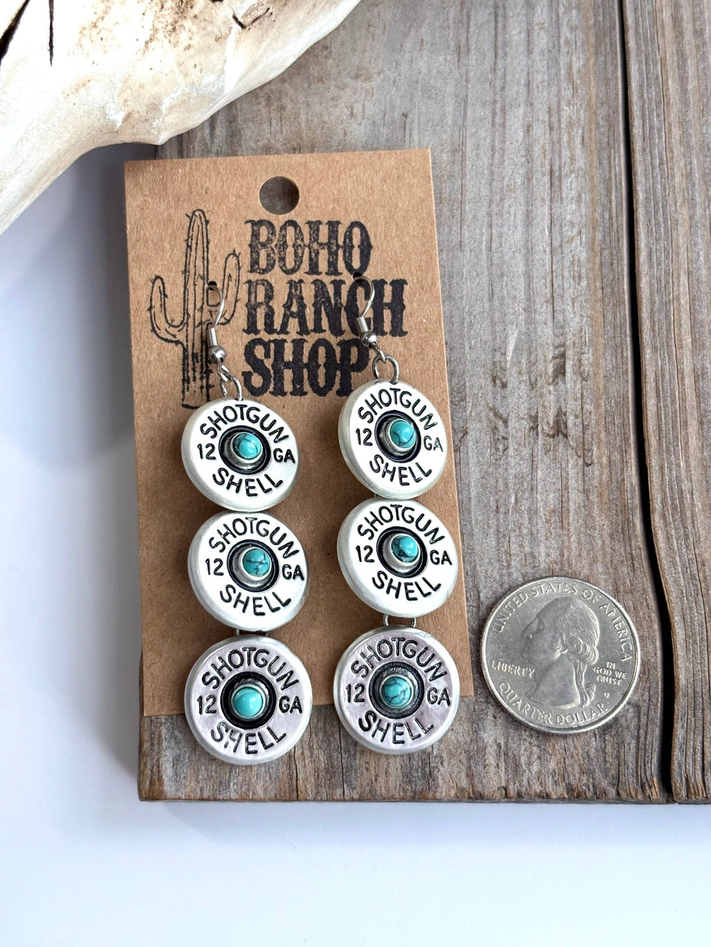 Sh0tg&n Shell Dangle Earrings